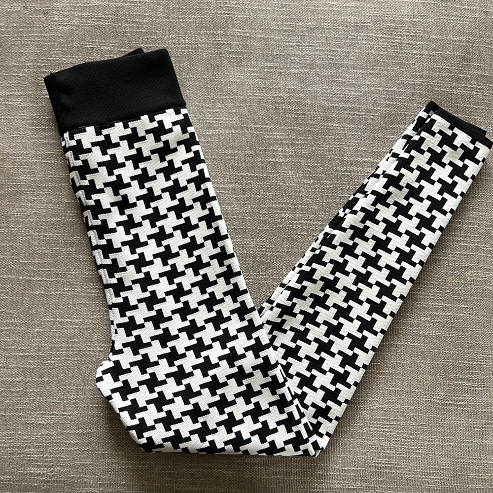 Nocturne Houndstooth Leggings
